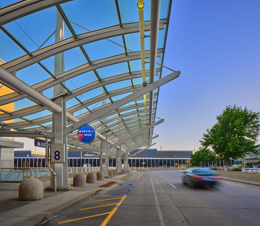 Exterior signage at Minneapolis Airport